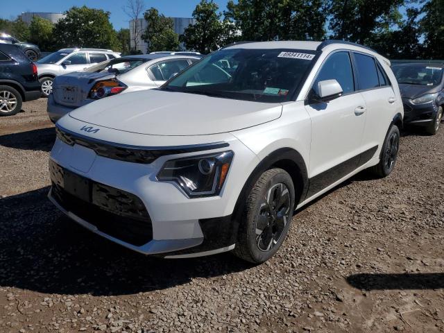  Salvage Kia Niro