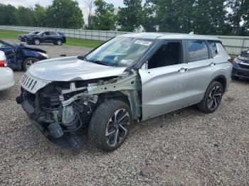  Salvage Mitsubishi Outlander