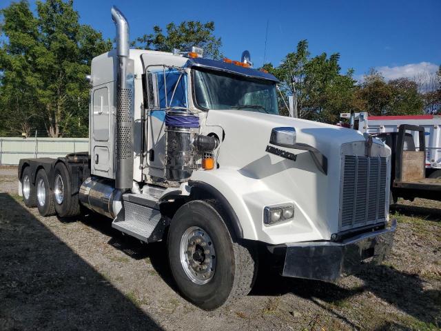  Salvage Kenworth Constructi