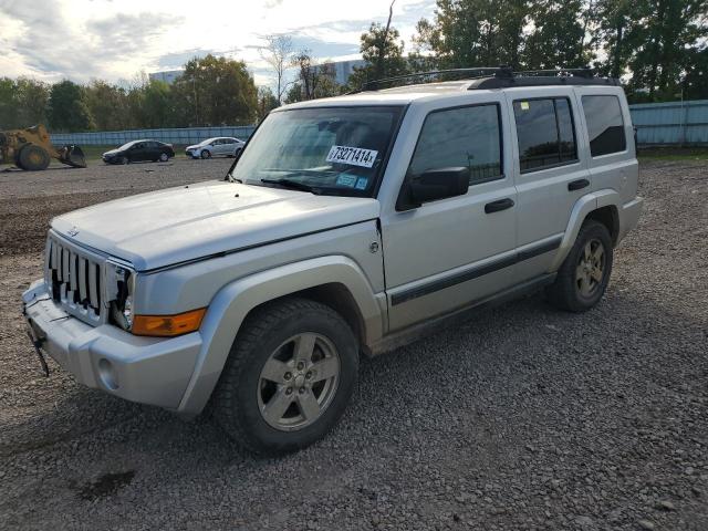  Salvage Jeep Commander