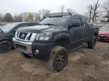  Salvage Nissan Titan