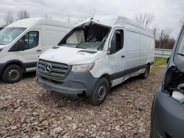  Salvage Mercedes-Benz Sprinter