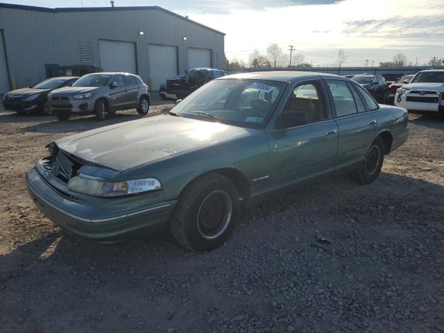  Salvage Ford Crown Vic