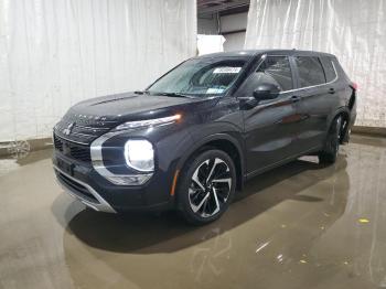  Salvage Mitsubishi Outlander