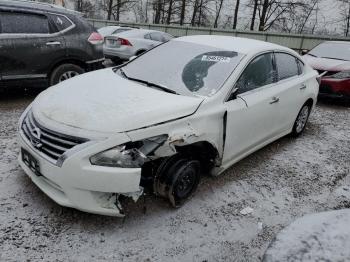  Salvage Nissan Altima