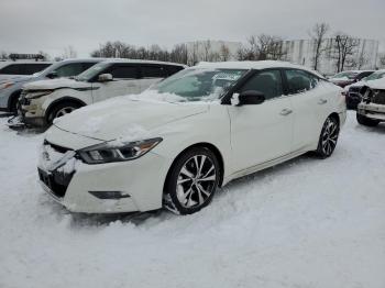  Salvage Nissan Maxima