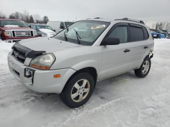  Salvage Hyundai TUCSON