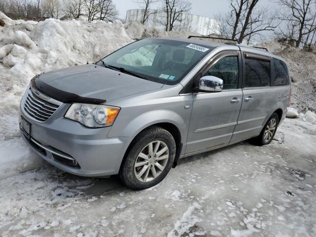  Salvage Chrysler Minivan