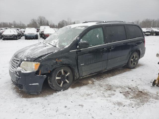  Salvage Chrysler Town & Country