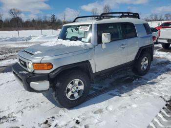  Salvage Toyota FJ Cruiser