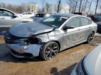  Salvage Chrysler 200