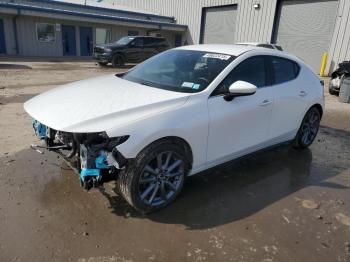  Salvage Mazda 3