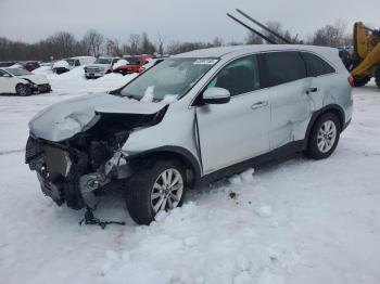  Salvage Kia Sorento