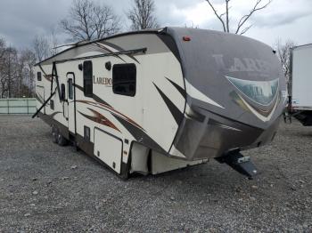  Salvage Lare Trailer