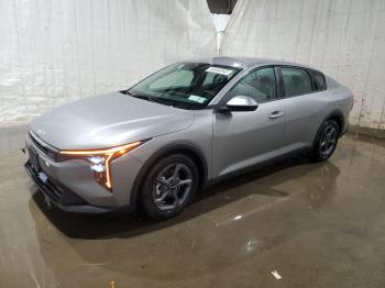  Salvage Kia K4 Lx
