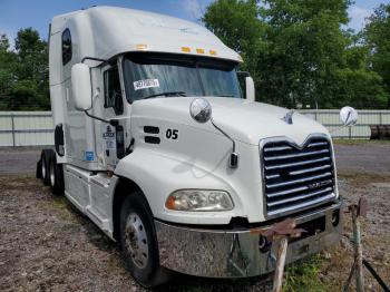  Salvage Mack Cxu613