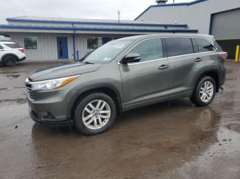  Salvage Toyota Highlander
