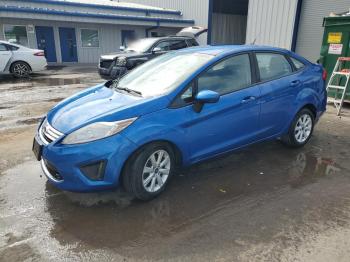  Salvage Ford Fiesta