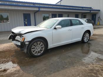  Salvage Chrysler 300