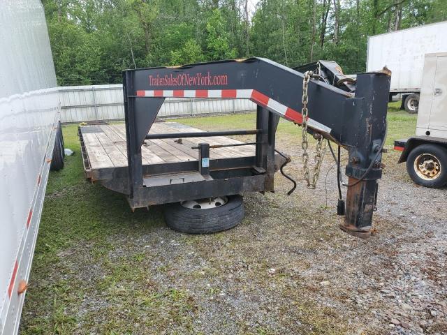  Salvage Qual Trailer