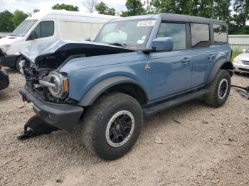  Salvage Ford Bronco