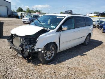 Salvage Chrysler Minivan