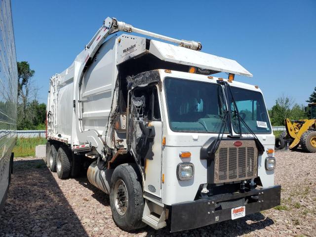  Salvage Peterbilt 520