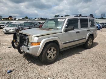  Salvage Jeep Commander