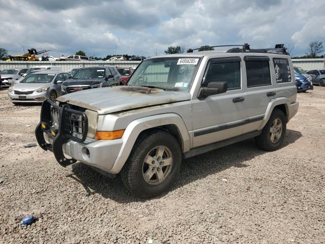  Salvage Jeep Commander