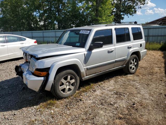  Salvage Jeep Commander