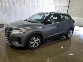  Salvage Nissan Kicks