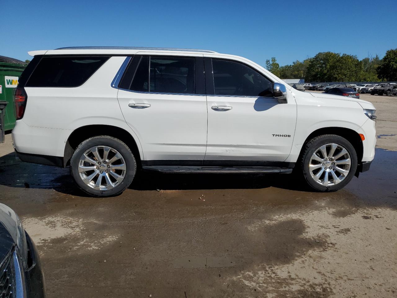 Chevrolet Tahoe K1500 Premier Image 3