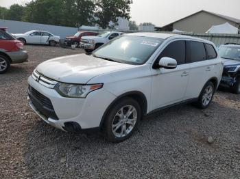  Salvage Mitsubishi Outlander