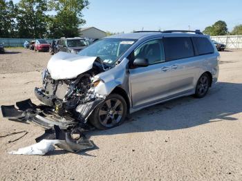  Salvage Toyota Sienna