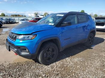  Salvage Jeep Compass