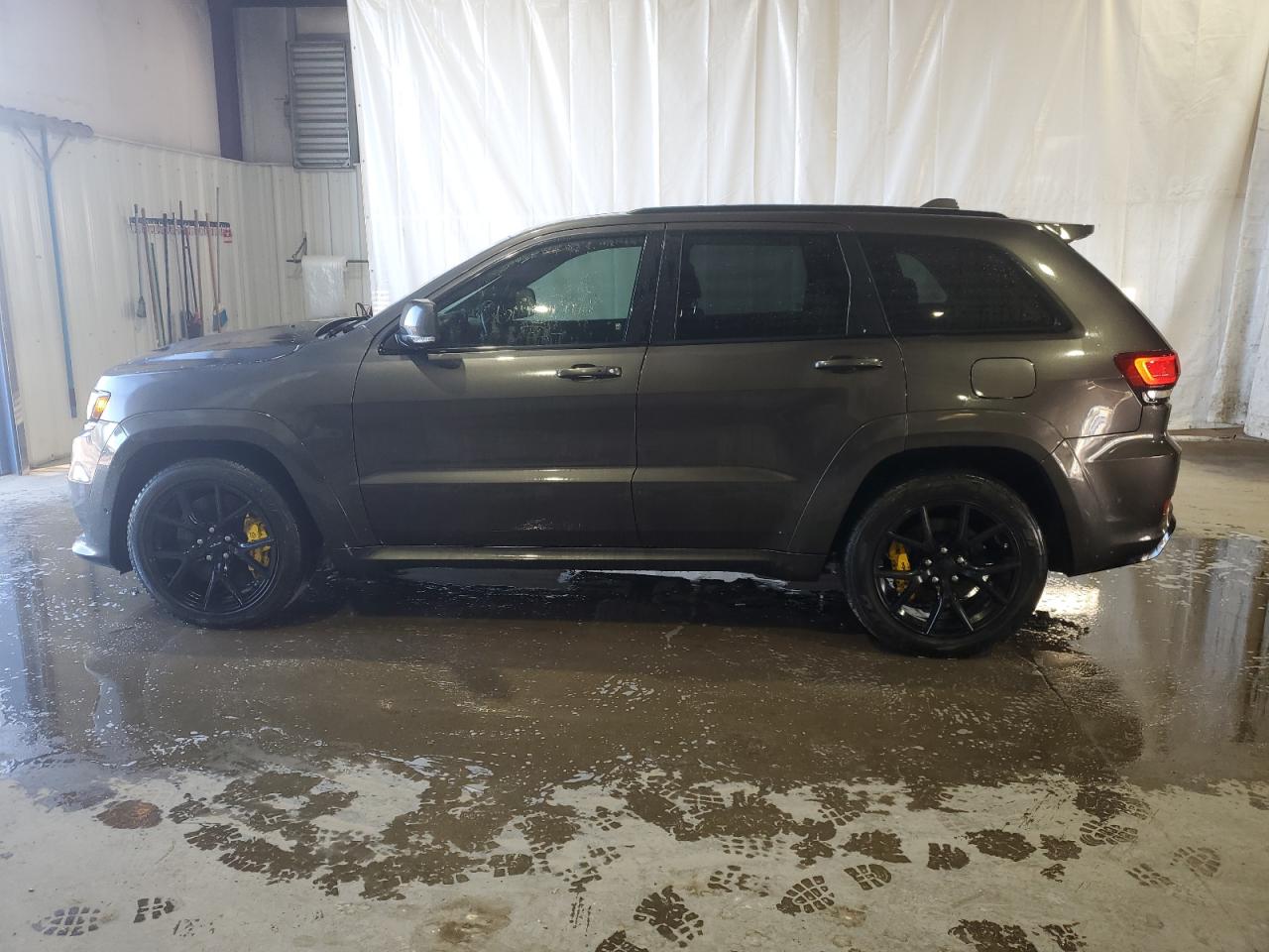 Jeep Grand Cherokee Trackhawk Image 9