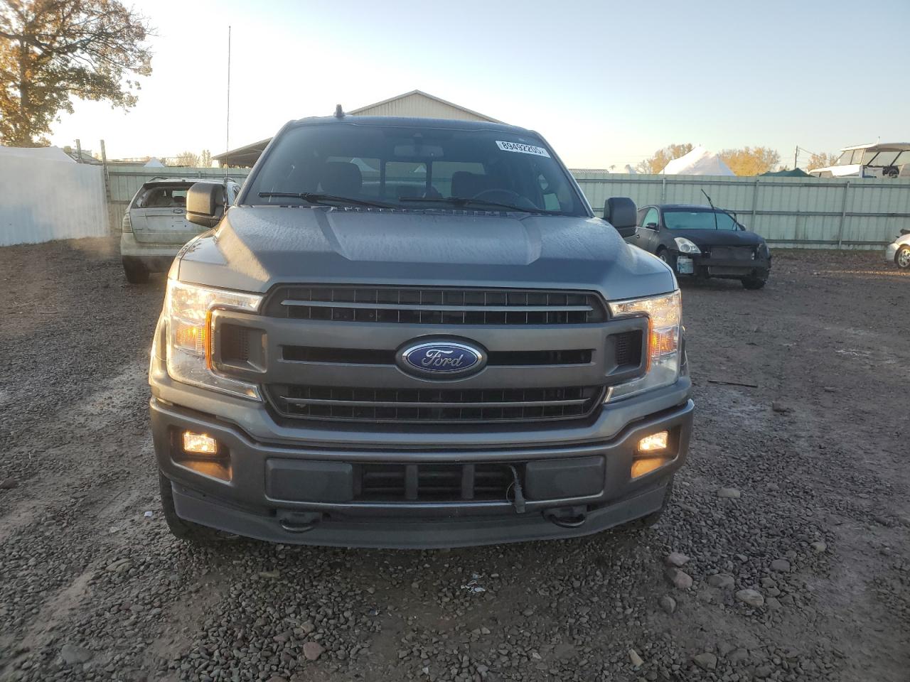 Ford F-150 Supercrew Image 5