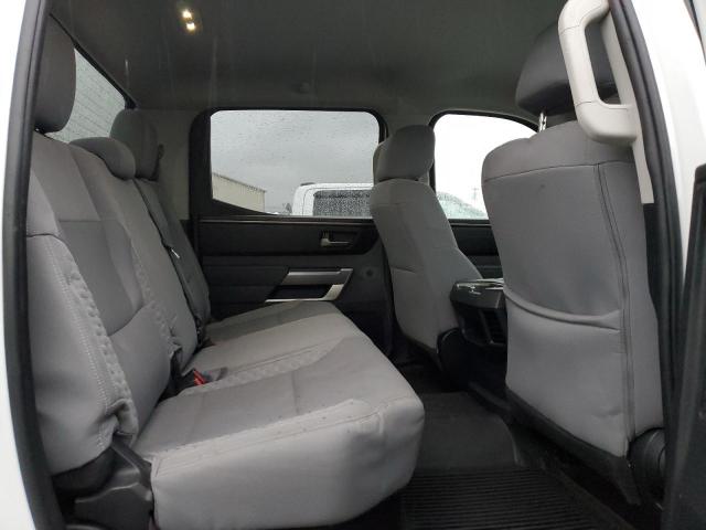 Toyota Tundra Crewmax Sr Image 13