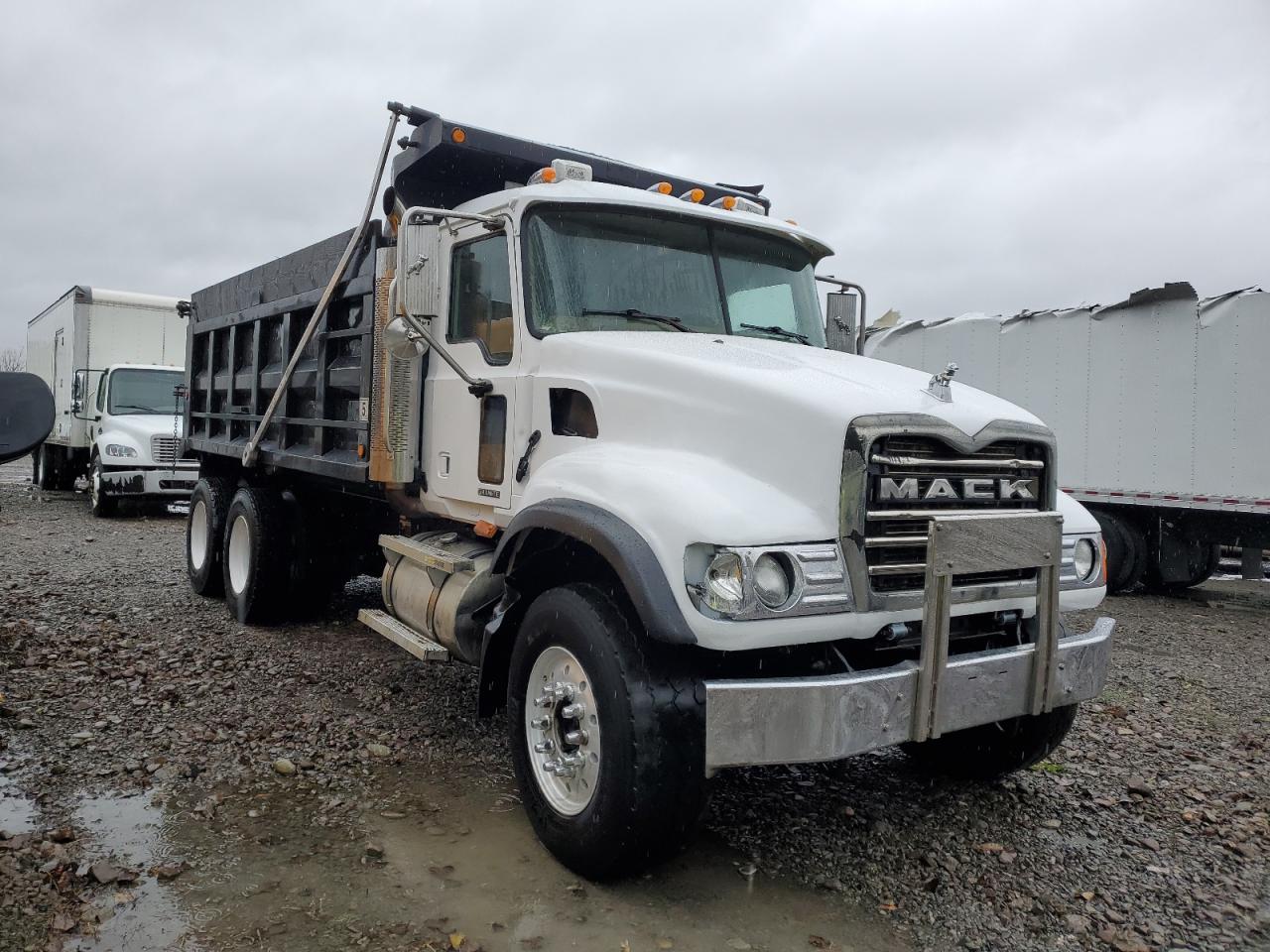Mack 700 Cv700 Cv700 Image 1