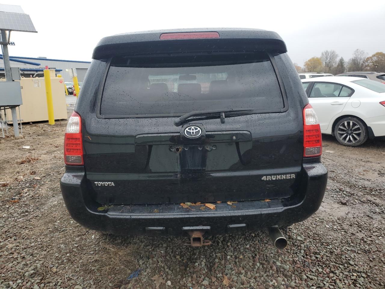 Toyota 4Runner Limited Image 9