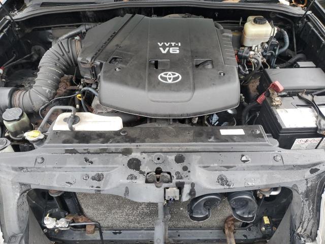 Toyota 4Runner Limited Image 3