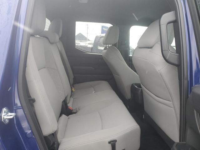 Toyota Tacoma Double Cab Image 9