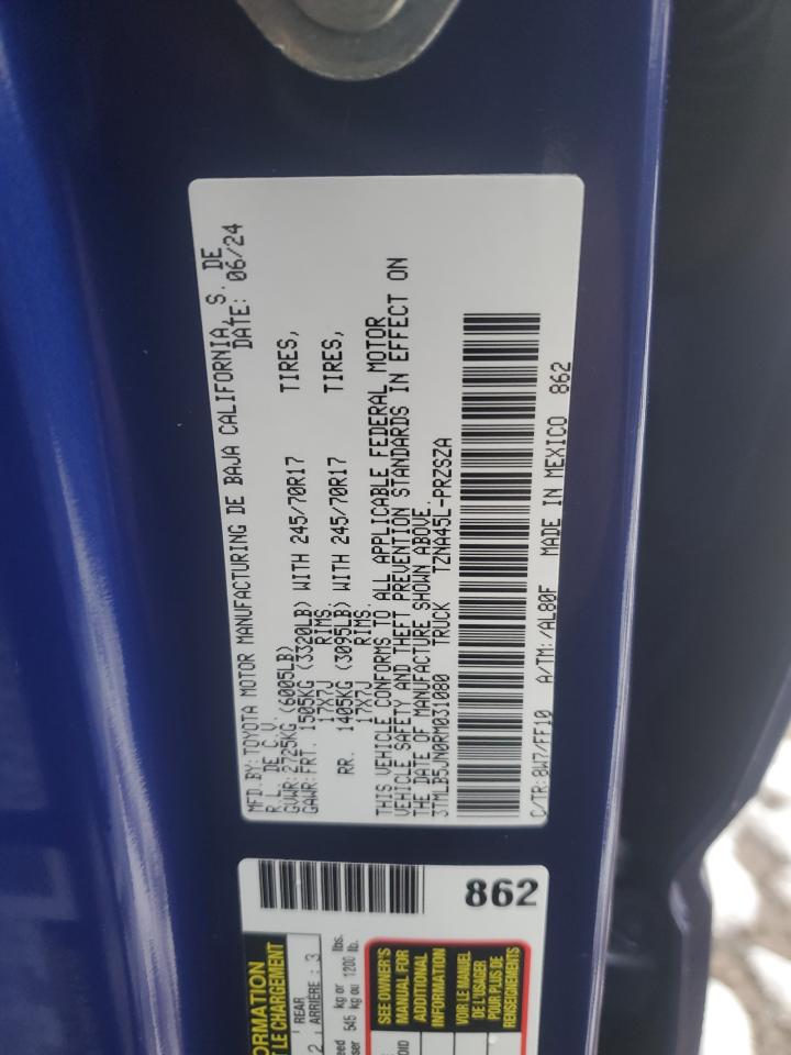 Toyota Tacoma Double Cab Image 12