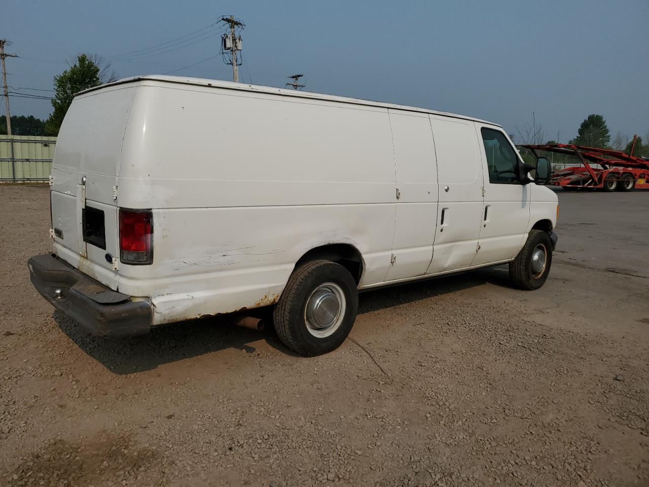 Ford Econoline E350 Super Duty Van Image 4