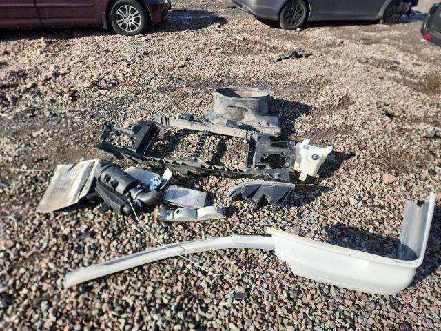 Chevrolet Express Image 14