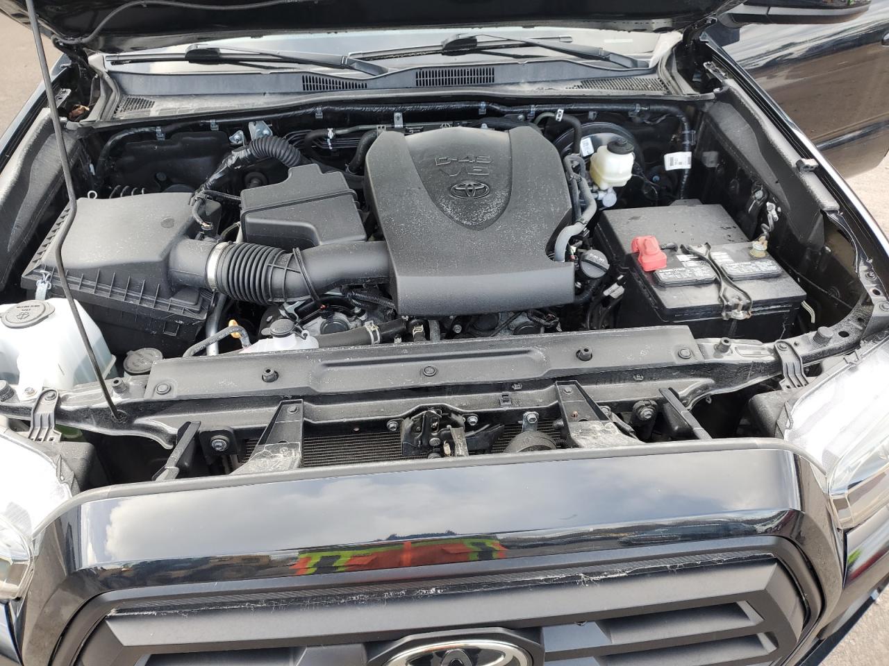 Toyota Tacoma Double Cab Image 13