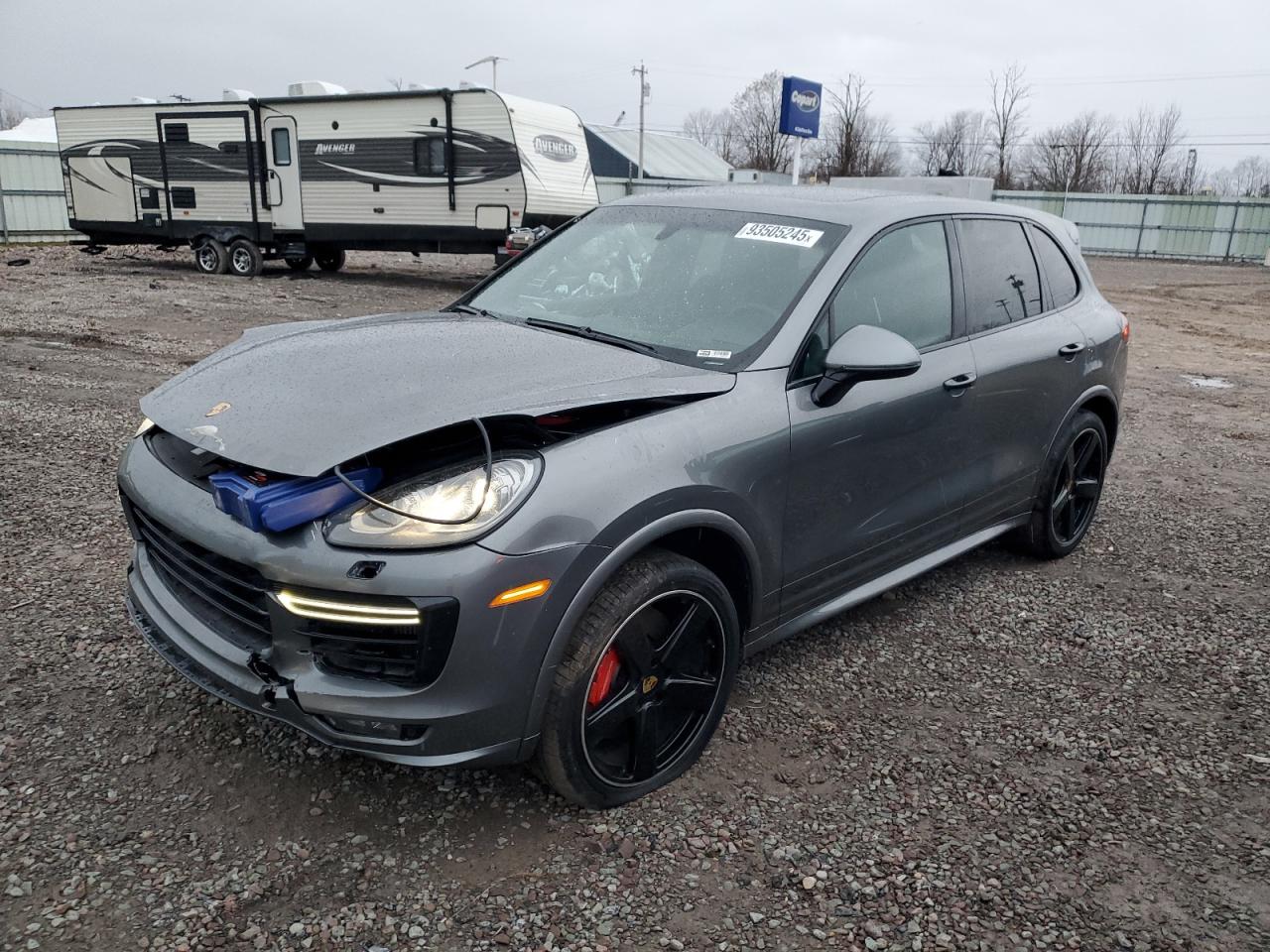 Porsche Cayenne Gts Image 1