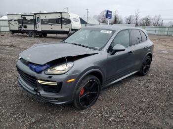  Salvage Porsche Cayenne