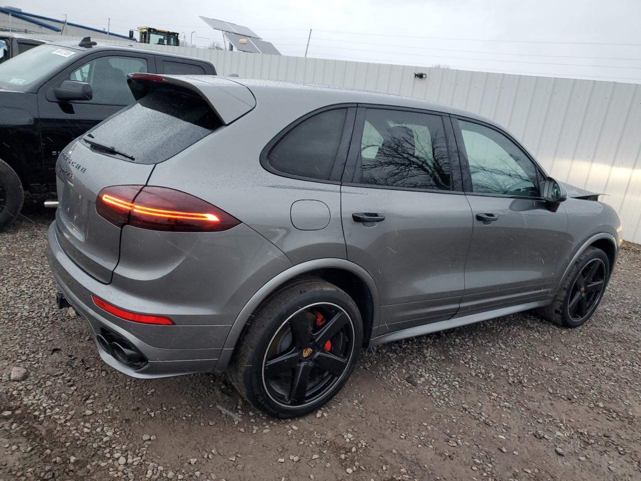Porsche Cayenne Gts Image 3