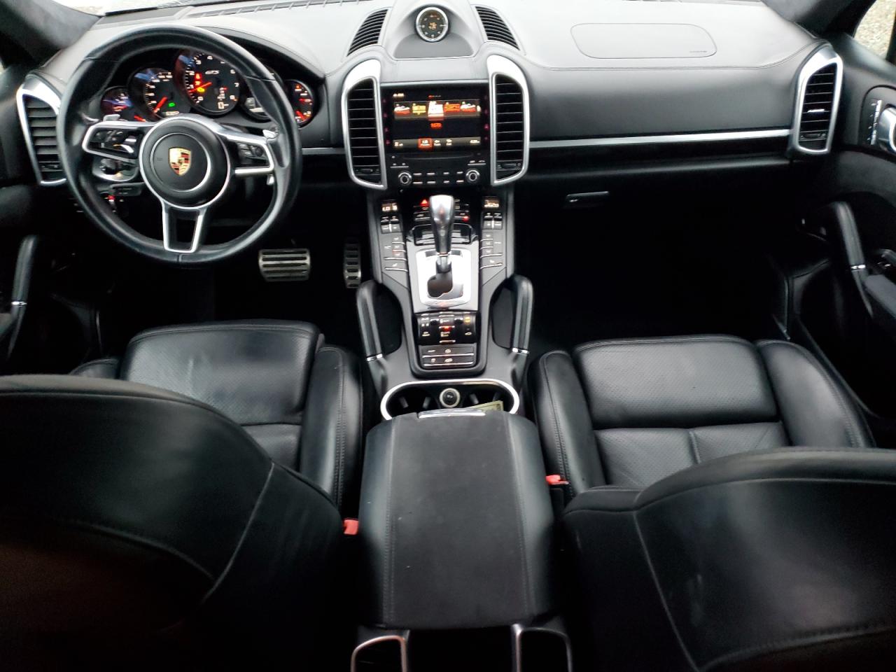 Porsche Cayenne Gts Image 6